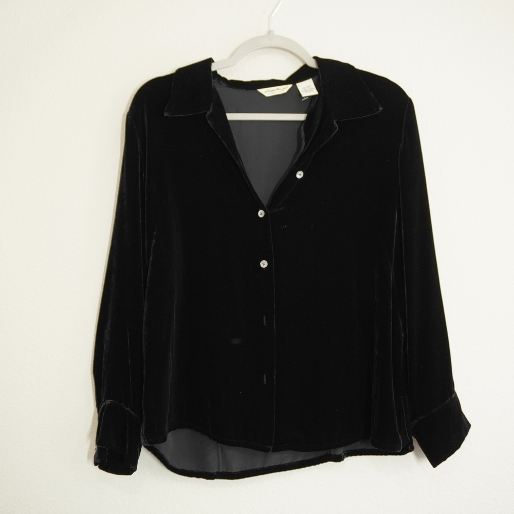 Eddie Bauer Black Velvet Silk Button Front Blouse Long Sleeve Whimsigoth Vintage